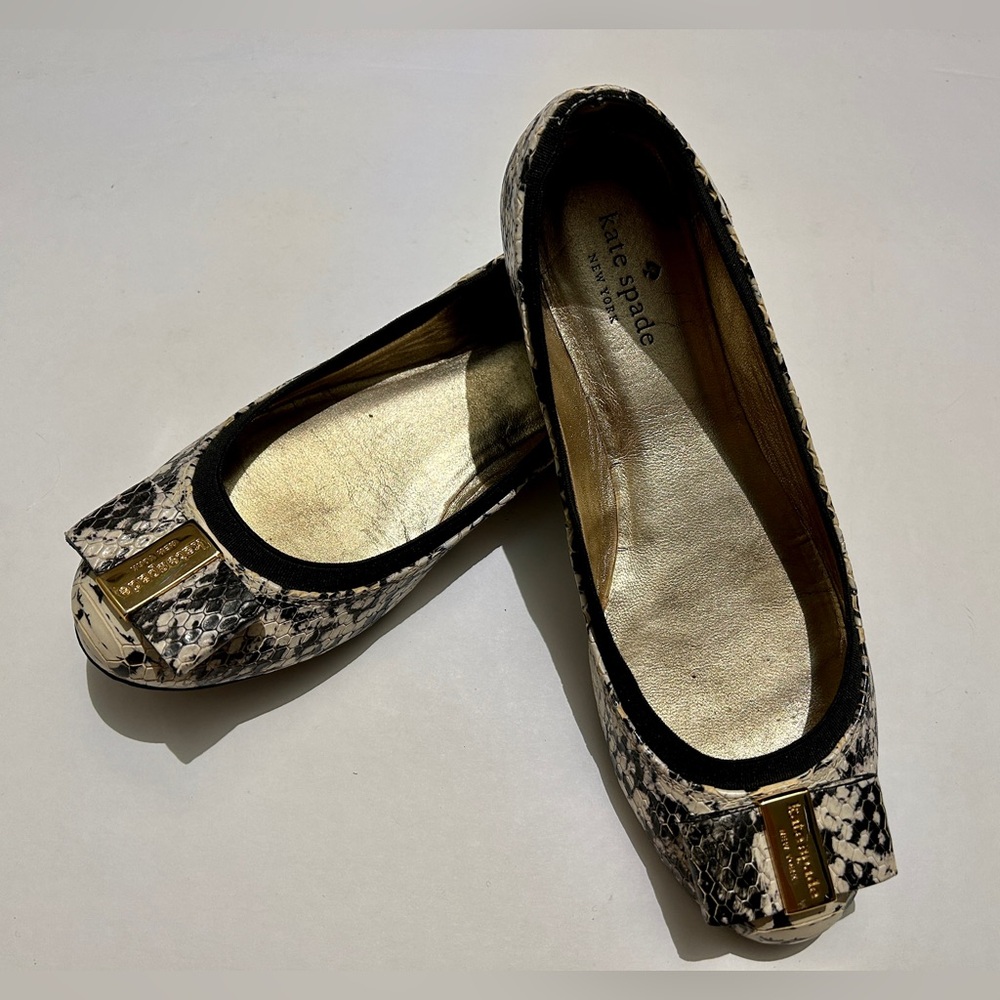 Kate Spade Snake Print Flats (Size 8)